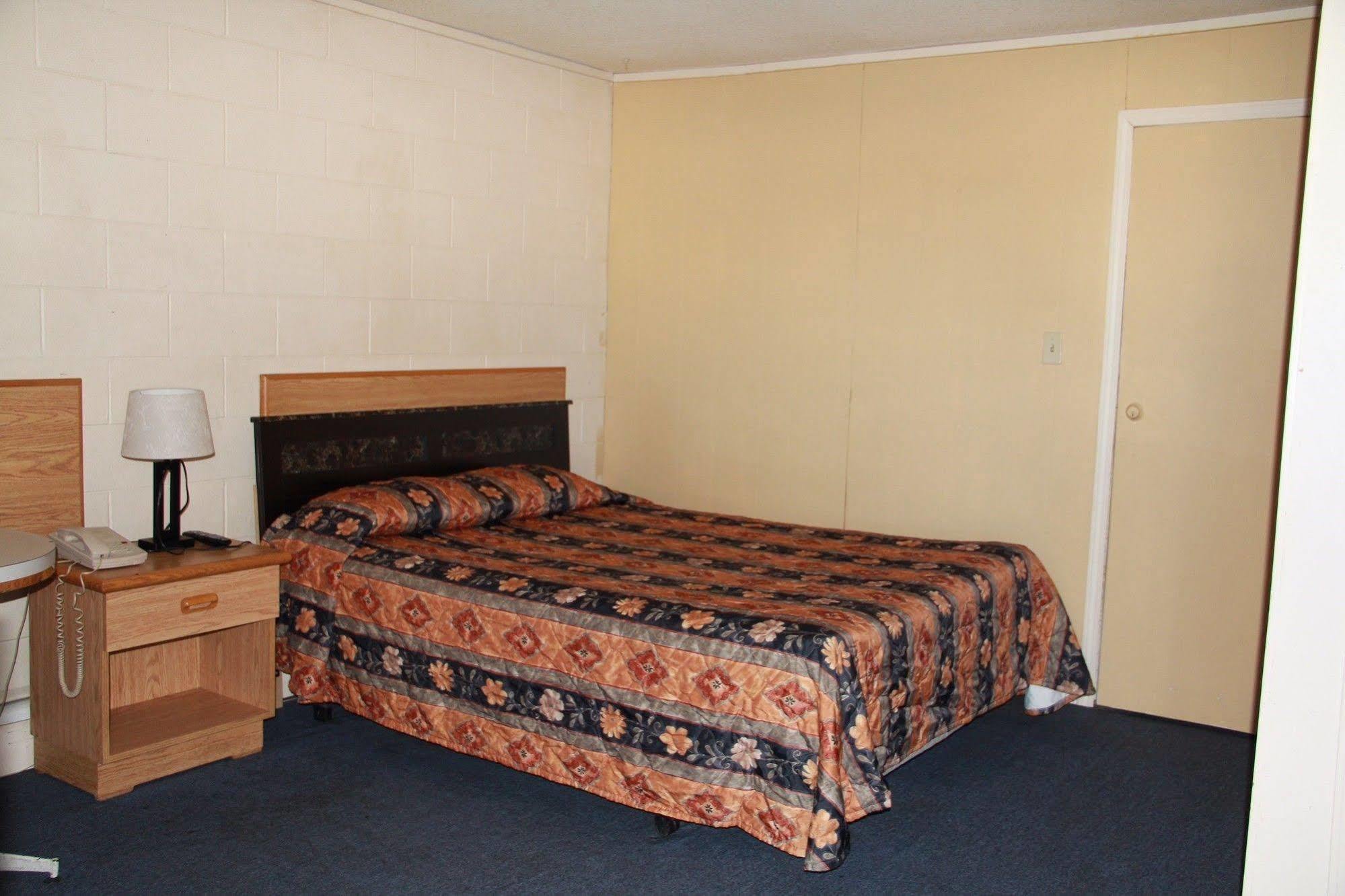 Bluebird Motel Innisfail 외부 사진