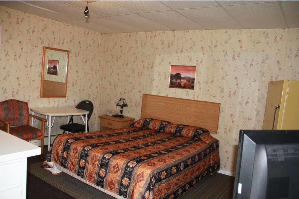 Bluebird Motel Innisfail 외부 사진